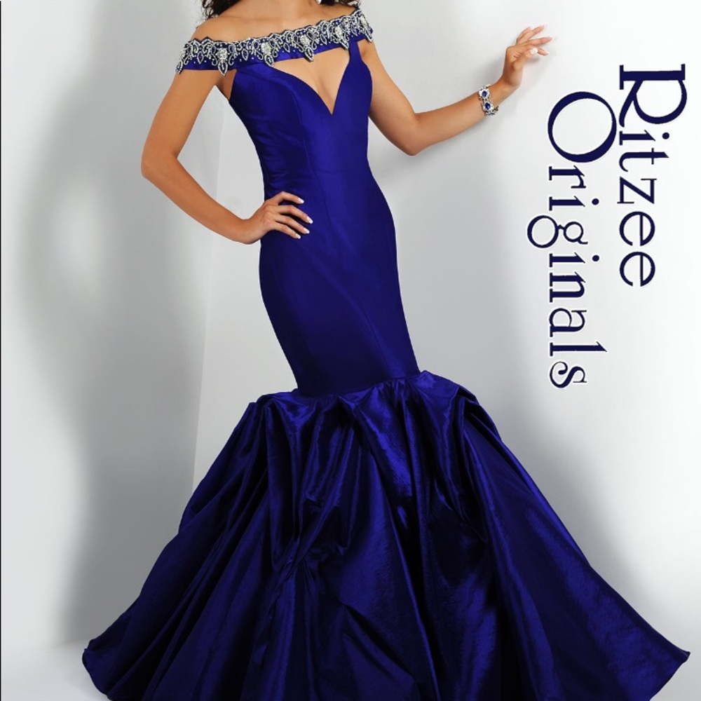 Ritter Orginals prom/pageant gown. Size 4.